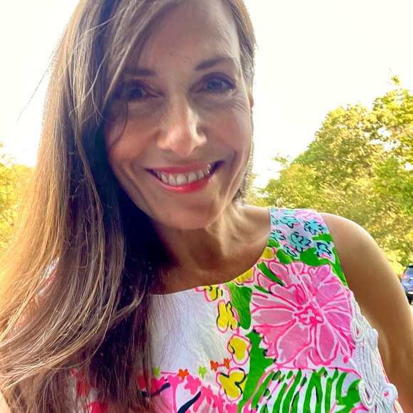 Meet your Posher, Lauren - Picture 6 of 7